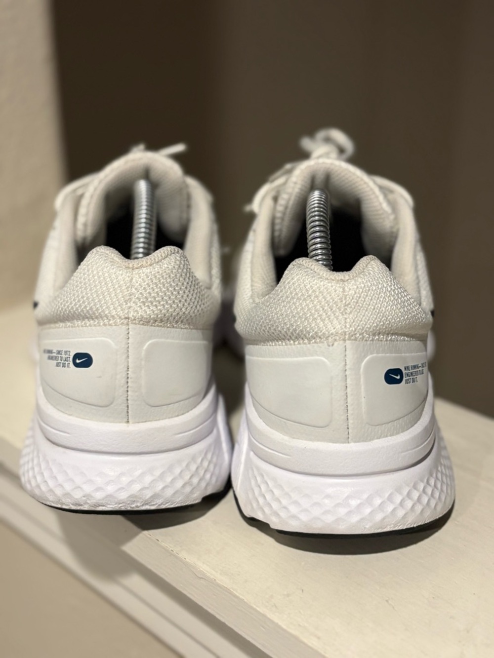 Nike Mens Run Swift 2~CU3517-101 White Running Shoes Sneakers Size 10 - Picture 8 of 10